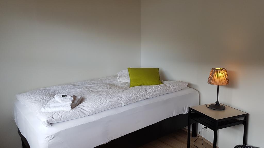 Harbour Inn - Guesthouse Bildudalur Экстерьер фото