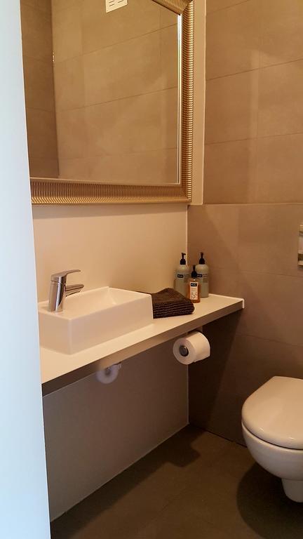 Harbour Inn - Guesthouse Bildudalur Экстерьер фото